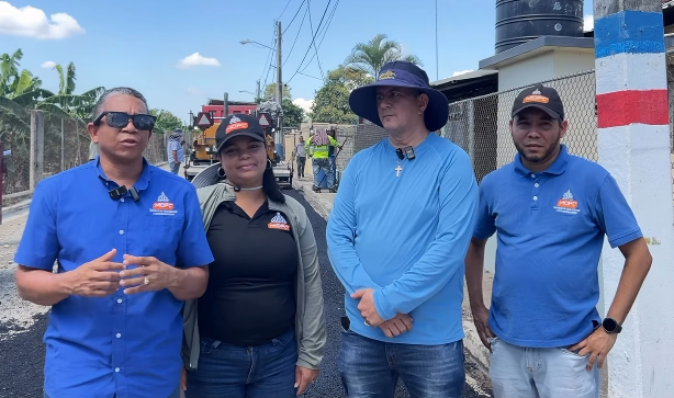 Asfaltado de la Calle Kintino Bencosme